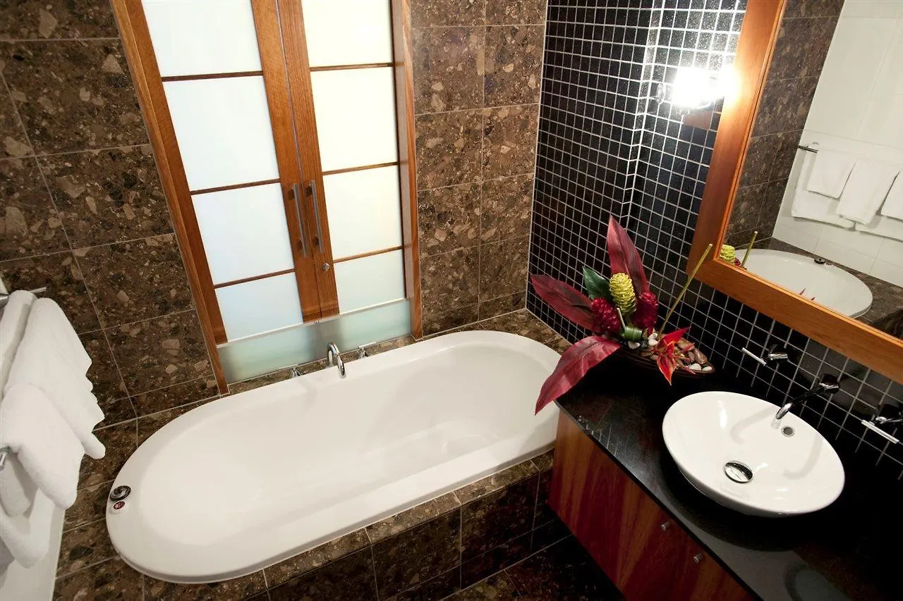 Majestic Roof Garden Hotel Adelaide
