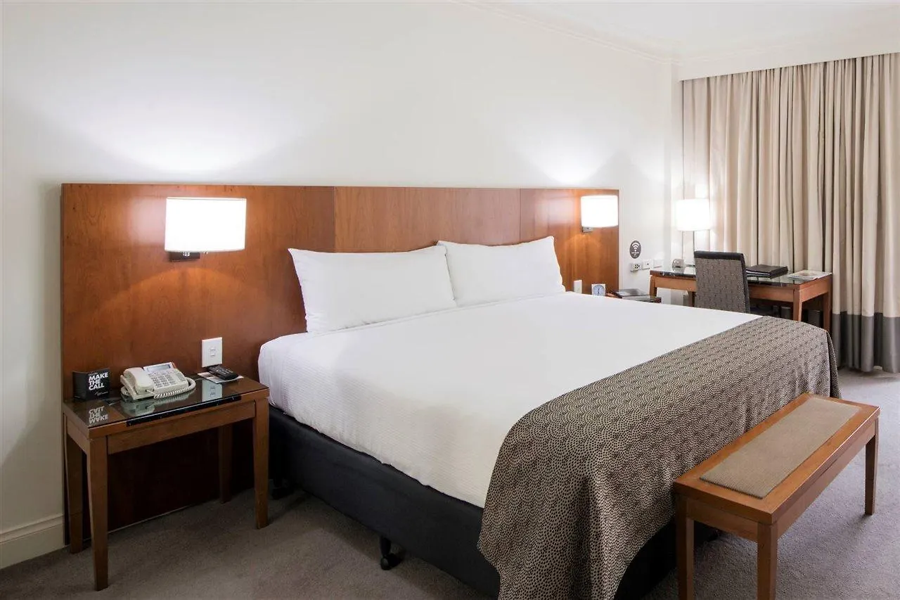 Majestic Roof Garden Hotel Adelaide