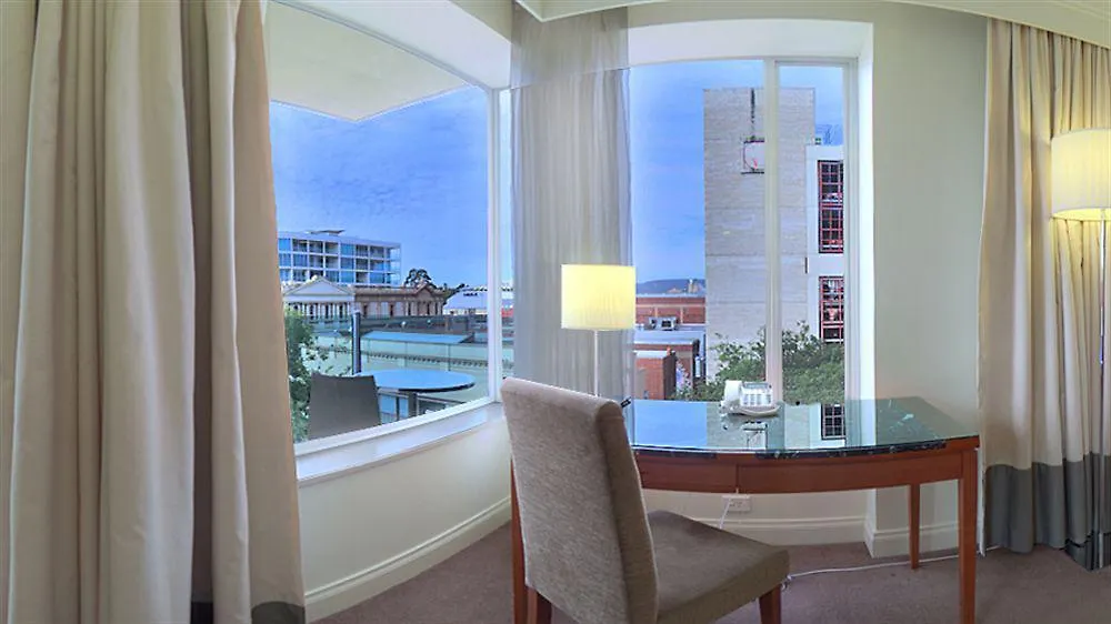 Majestic Roof Garden Hotel Adelaide